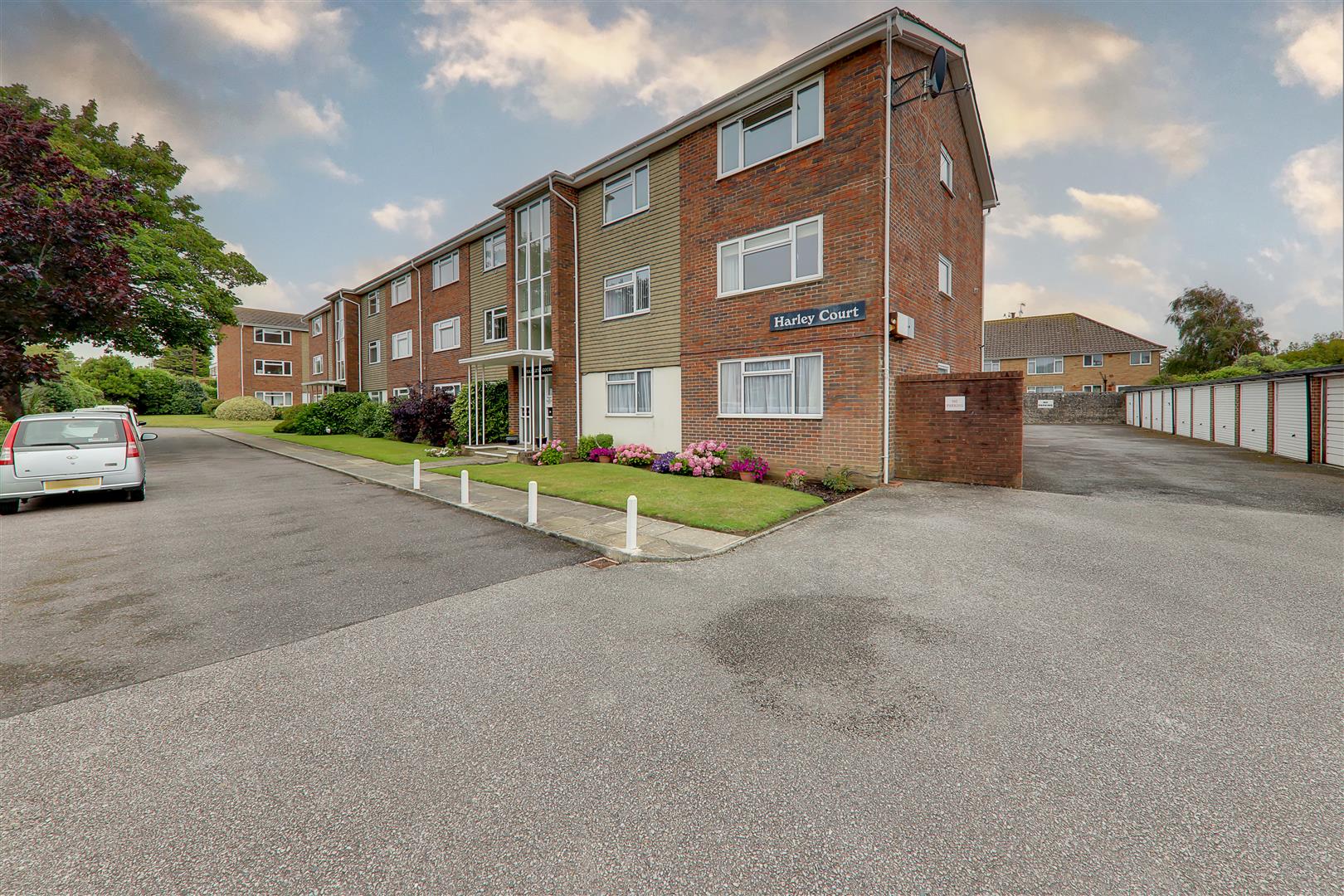 Flat Purpose Built Harley Court, Downview Road, Worthing Sold